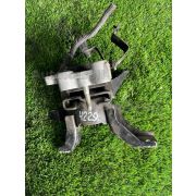 Подушка двигателя Toyota PRIUS ZVW30 2ZRFXE