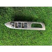 Блок упр. стеклоподъемниками Toyota WISH ZNE10G 1ZZFE