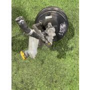 Главный тормозной цилиндр Nissan PRESAGE HU30 VQ30DE