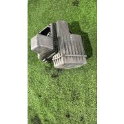 Корпус воздушного фильтра Mitsubishi PAJERO IO H66W 4G93