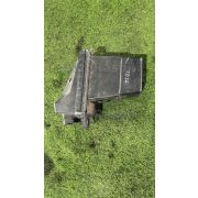 Корпус воздушного фильтра Nissan PRESAGE HU30 VQ30DE