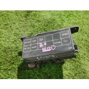 Блок предохранителей Nissan PRESAGE HU30 VQ30DE