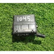 Блок предохранителей Nissan PRESAGE HU30 VQ30DE