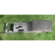 Бардачок между сиденьями Nissan TEANA J31 VQ23DE