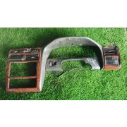 Консоль Toyota CORONA PREMIO ST210G 3SFE