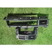 Консоль Nissan TEANA J31 VQ23DE