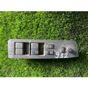 Блок упр. стеклоподъемниками Nissan X-TRAIL NT31 MR20DE