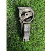 Подушка двигателя Toyota GAIA ACM10 1AZFSE