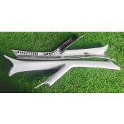 Накладка на стойку кузова Toyota ESTIMA ACR30 2AZFE