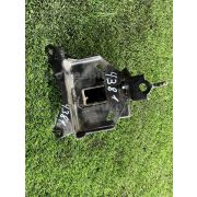 Подушка двигателя Toyota RACTIS SCP100 2SZFE