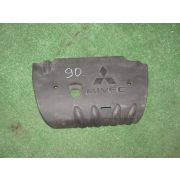 Пластиковая крышка на двс Mitsubishi RVR GA3W 4B10