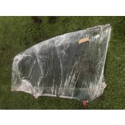 Стекло двери Toyota RACTIS SCP100 2SZFE