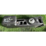 Бардачок между сиденьями Nissan X-TRAIL TNT31 QR25DE