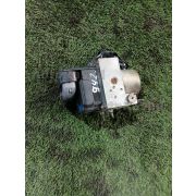 Блок ABS Nissan ELGRAND APWE50 VQ35DE