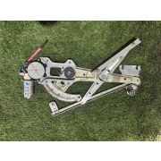 Стеклоподъемник Subaru FORESTER SG5 EJ205