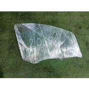 Стекло двери Nissan LIBERTY RM12 QR20DE