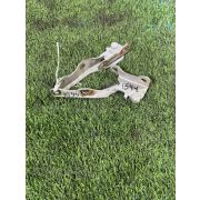 Кронштейн капота Mitsubishi DION CR6W 4G94