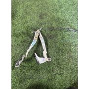 Кронштейн капота Nissan NOTE E11 HR15DE