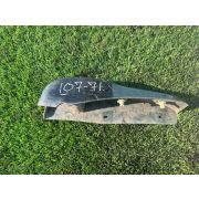 Щечка Nissan ELGRAND E51 VQ35DE