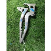 Кронштейн капота Honda FIT GD1 L13A