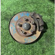 Ступица Nissan LAUREL HC35 RB20DE