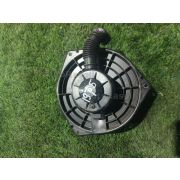 Моторчик печки Nissan EXPERT VW11 QG18DE