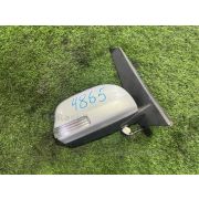 Зеркало Toyota RACTIS SCP100 2SZFE