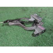 Кронштейн капота Nissan NOTE E12 HR12DDR