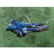 Кронштейн капота Mazda AXELA BL6FJ Z6VE