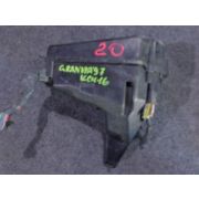 Блок предохранителей Toyota GRANVIA KCH16 1KZTE