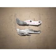 Кронштейн капота Toyota CHASER GX100 1GFE