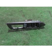 Блок упр. стеклоподъемниками Toyota WISH ZNE10G 1ZZFE