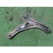 Рычаг Toyota PORTE NNP11 1NZFE