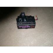 Блок предохранителей Toyota HIACE KDH205 2KD-FTE