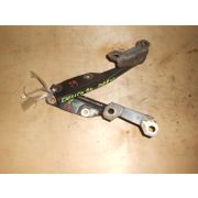 Кронштейн капота Mitsubishi DELICA PE8W 4M40T