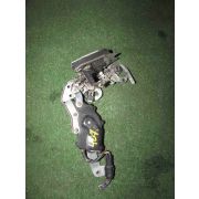 Замок двери Toyota MARK II GX81 1GFE