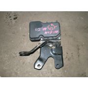 Блок ABS Toyota IST NCP110 1NZFE