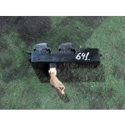 Блок упр. стеклоподъемниками Mitsubishi COLT Z25A 4G19