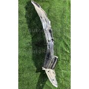 Подкрылок Nissan LIBERTY RM12 QR20DE