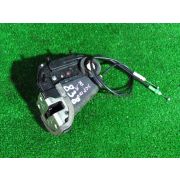 Замок двери Toyota RACTIS SCP100 2SZFE