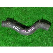 Патрубок Nissan AVENIR RW11 QR20DE