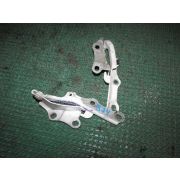 Кронштейн капота Toyota PROGRES JCG15 1JZFSE