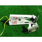 Кронштейн капота Nissan AVENIR RW11 QR20DE