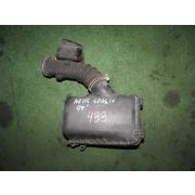 Корпус воздушного фильтра Toyota COROLLA SPACIO AE115 7AFE