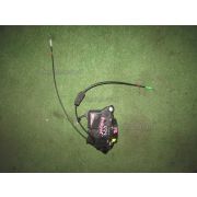 Замок двери Toyota RACTIS NCP100 1NZFE