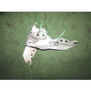 Кронштейн капота Mazda TRIBUTE EP3W L3VE