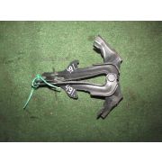 Кронштейн капота Toyota NOAH SR40 3SFE