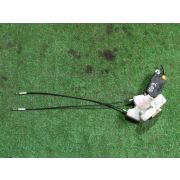 Замок двери Subaru FORESTER SG5 EJ20