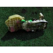 Замок двери Subaru FORESTER SG5 EJ20