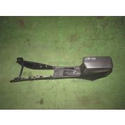 Бардачок между сиденьями Toyota COROLLA AXIO NZE161 1NZFE